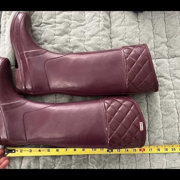 Hunter limited edition Rigley Quilted boot 7/8 - Picture 2 of 10